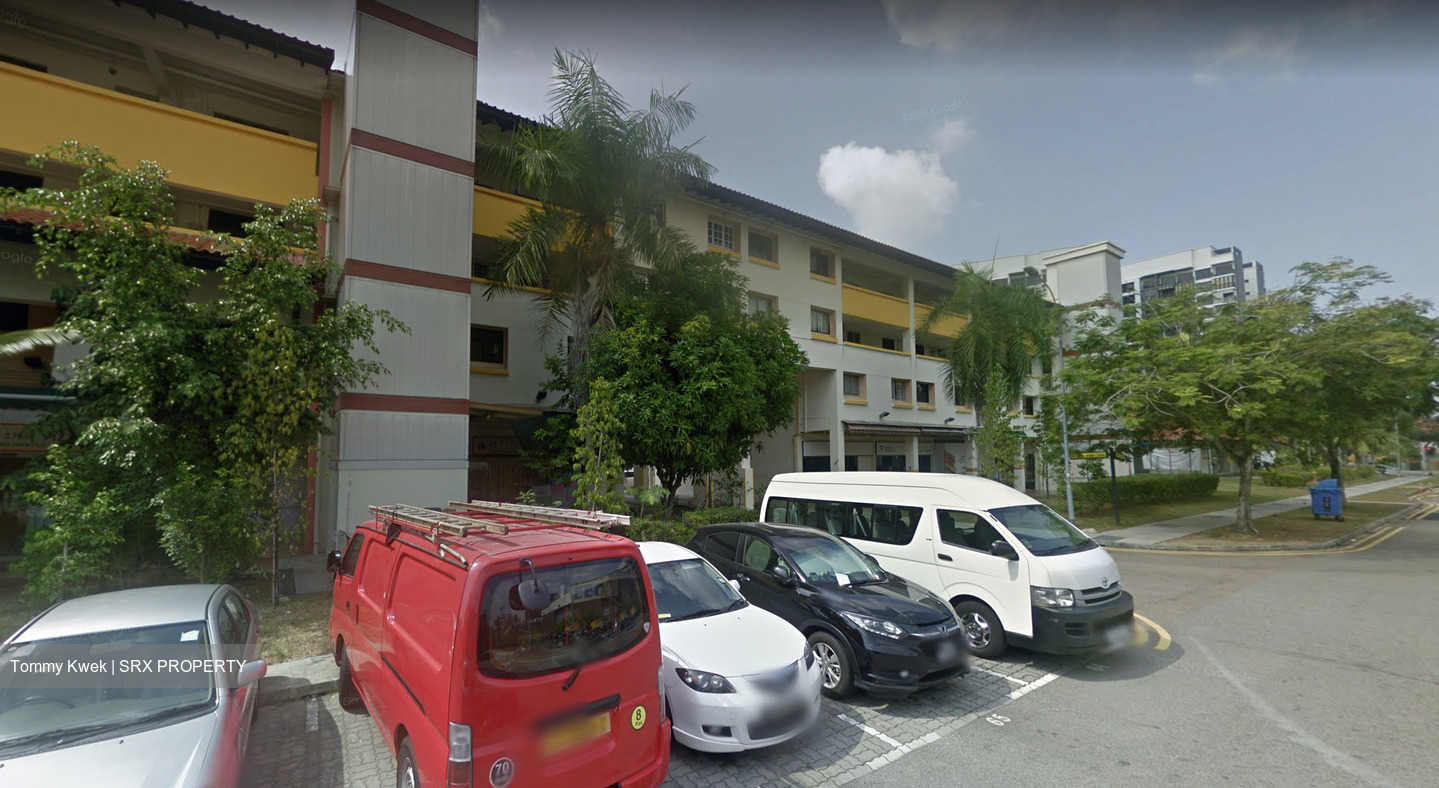 Bedok Reservoir Road (D16), Shop House #505379171